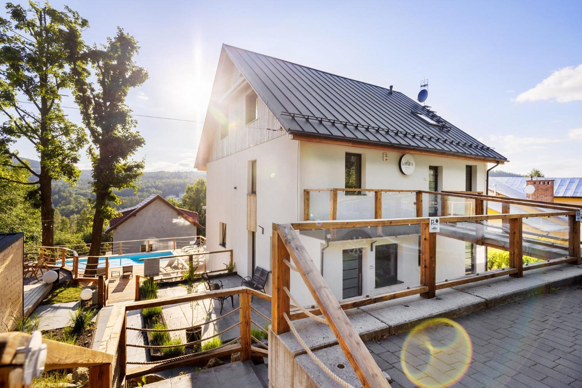 Apartamenty Larice - Podgrzewany Basen, Balia I Sauna Сверадув-Здруй Экстерьер фото