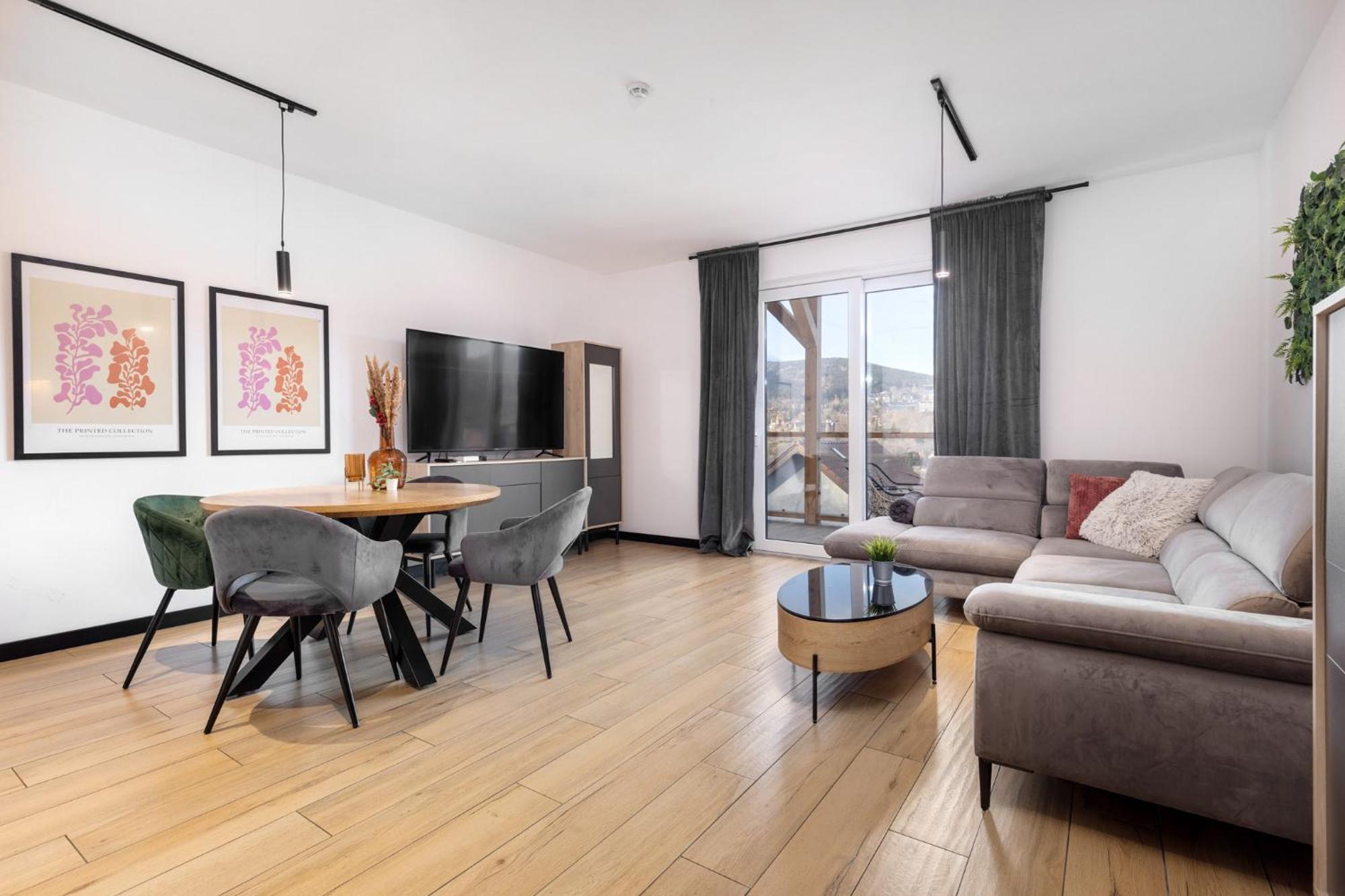 Apartamenty Larice - Podgrzewany Basen, Balia I Sauna Сверадув-Здруй Номер фото